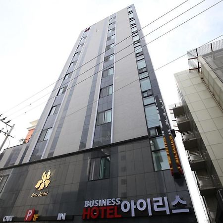 Iris Hotel Seosan Экстерьер фото